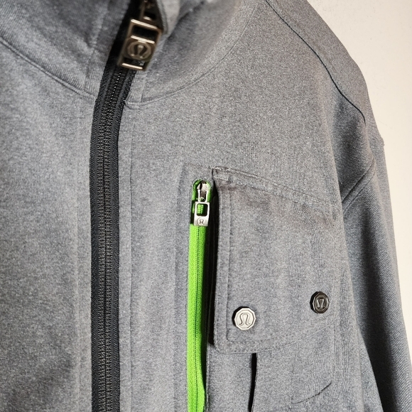 Lululemon men's grey athletic stretch jacket. - Picture 3 of 17